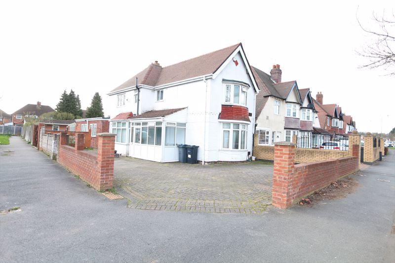 Walsall Road, Perry Barr, Birmingham, B42 1UD 4 bed detached house for