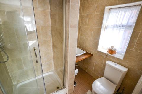 32 Dunthorpe Road, Clacton-on-sea, CO16 8YN