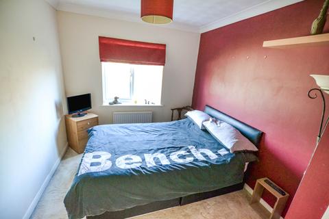 32 Dunthorpe Road, Clacton-on-sea, CO16 8YN