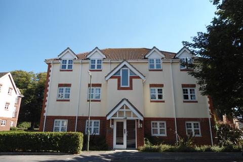 2 bedroom apartment to rent, Bewick Gardens, Chichester
