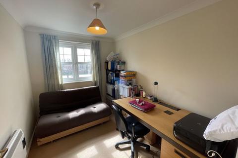 2 bedroom apartment to rent, Bewick Gardens, Chichester