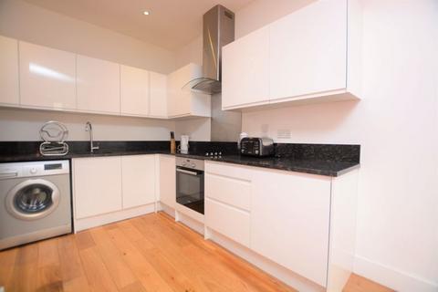 2 bedroom flat for sale, Cornwall House, High Street