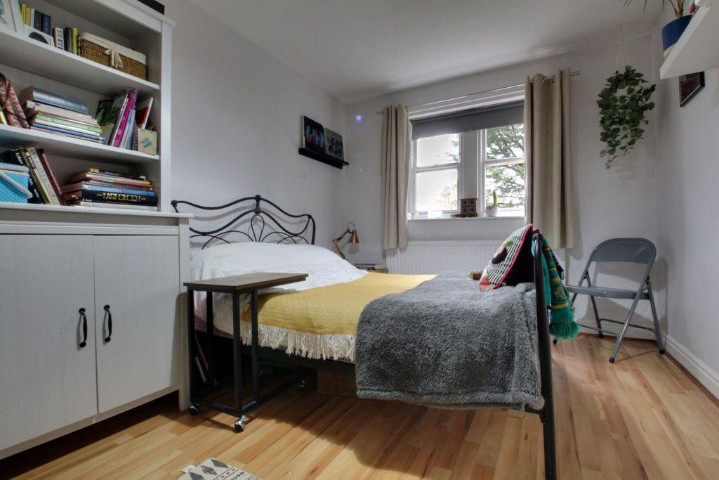 Bedroom 1 (Double)