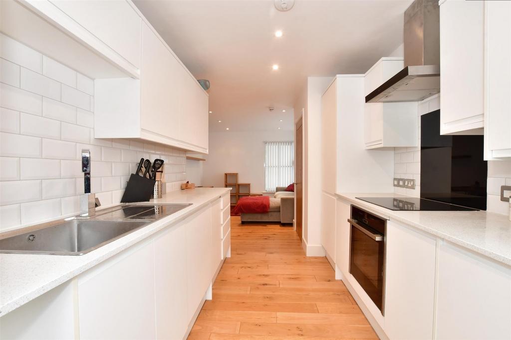 Kitchen/ Living Area