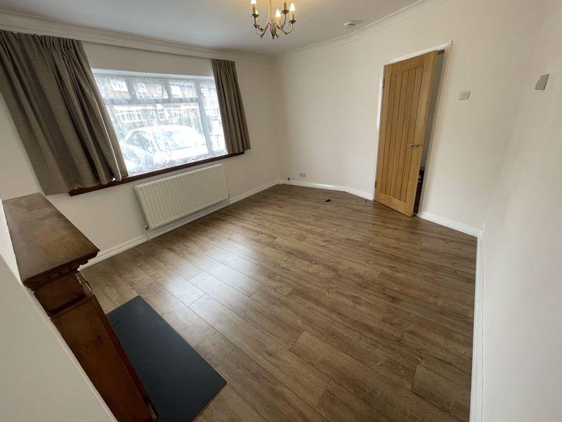 3 Bedroom Family House in Galsworthy Road, London NW2 3 bed terraced