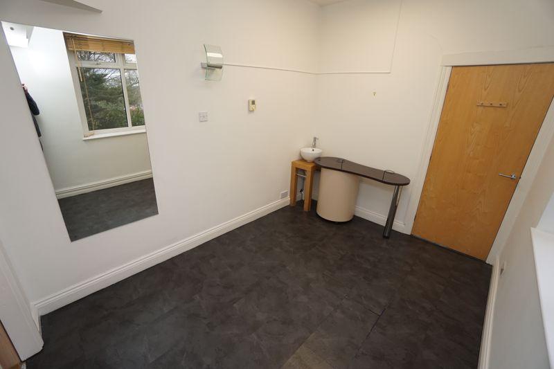 Church Street, Horwich Property £1,500 pcm (£346 pw)