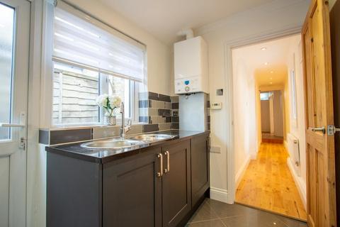 2 bedroom terraced house for sale - East Dulwich Grove, London, SE22 8PU
