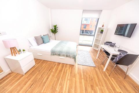 Property to rent, The Studios, 25 Plaza Boulevard, Liverpool, L8