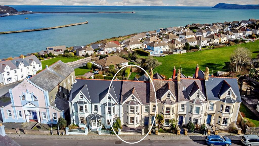 Windy Hall, Fishguard, Pembrokeshire, SA65 5 bed terraced house for