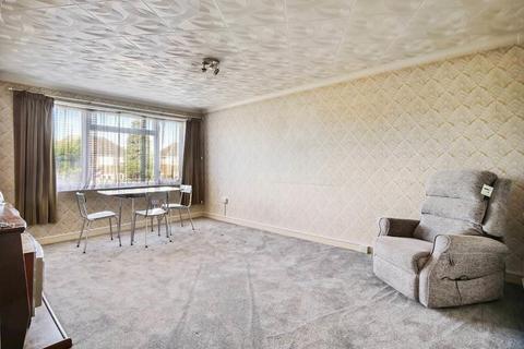 2 bedroom maisonette for sale - Conway Drive, Ashford TW15