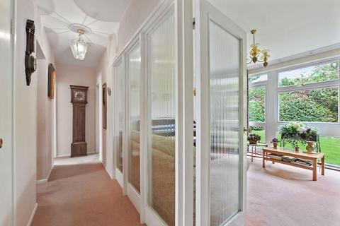 7 Cedar Close, Staines-upon-thames, TW18 2TF
