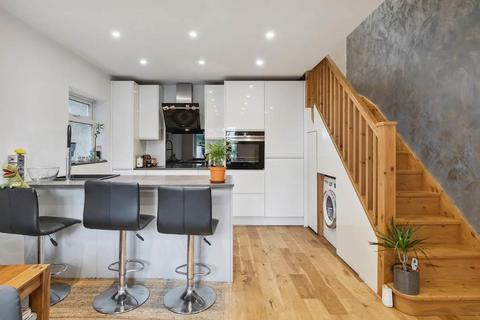 62 Reedsfield Road, Ashford, TW15 2HE