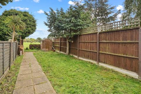 62 Reedsfield Road, Ashford, TW15 2HE