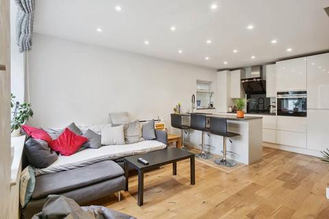 62 Reedsfield Road, Ashford, TW15 2HE