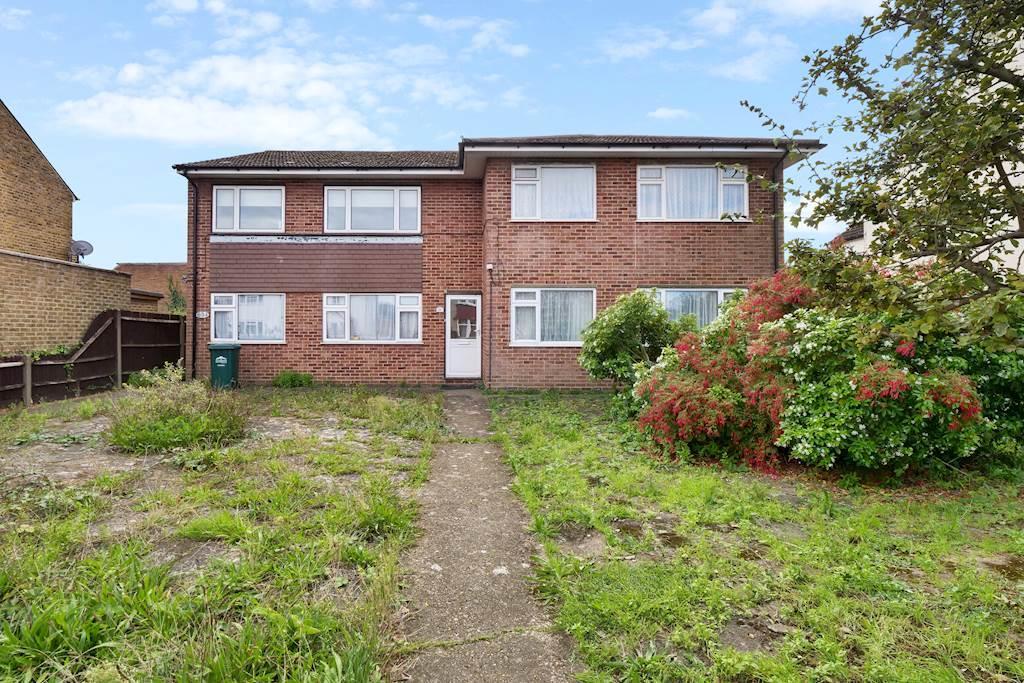 Front of house 60 D felham road.jpg
