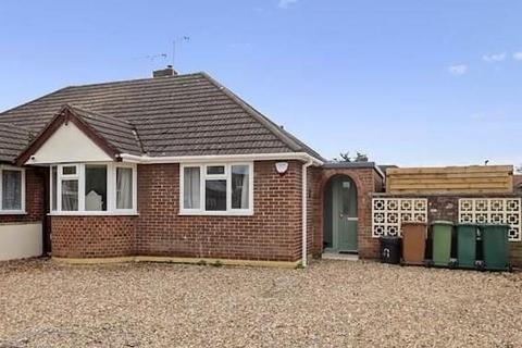 18 Junction Road, Ashford, TW15 1NQ