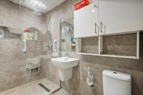 68 Firs Drive, Hounslow, TW5 9TD