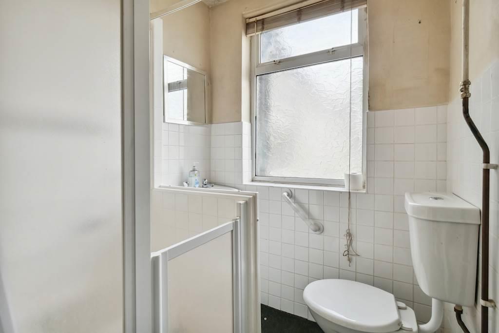 Celia Crescent, Ashford TW15 3 bed bungalow for sale £425,000