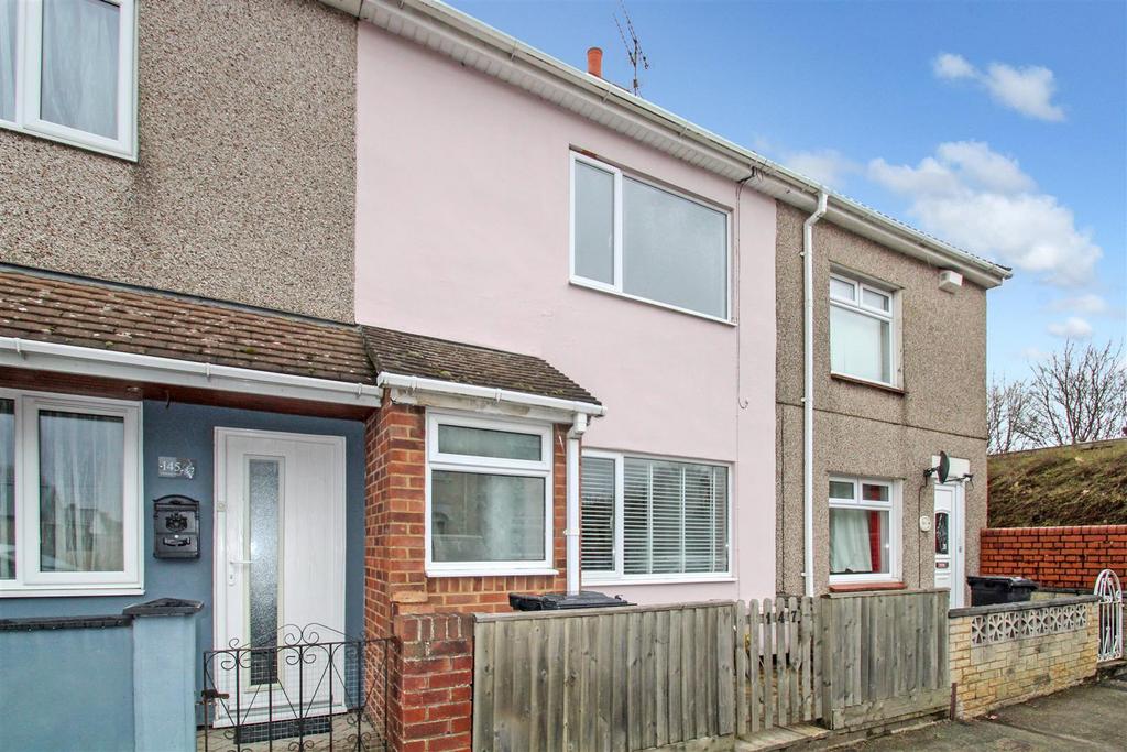 Edinburgh Street, Swindon 2 bed terraced house £210,000