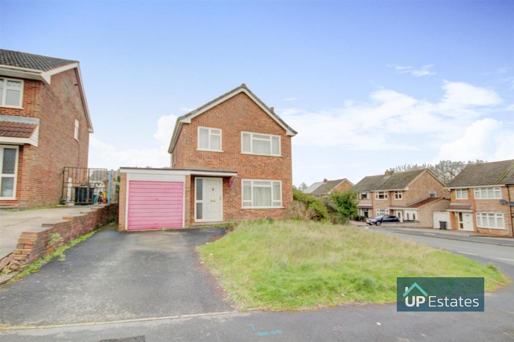 Berwyn Way, Church Farm, Nuneaton 3 bed detached house for sale £250,000