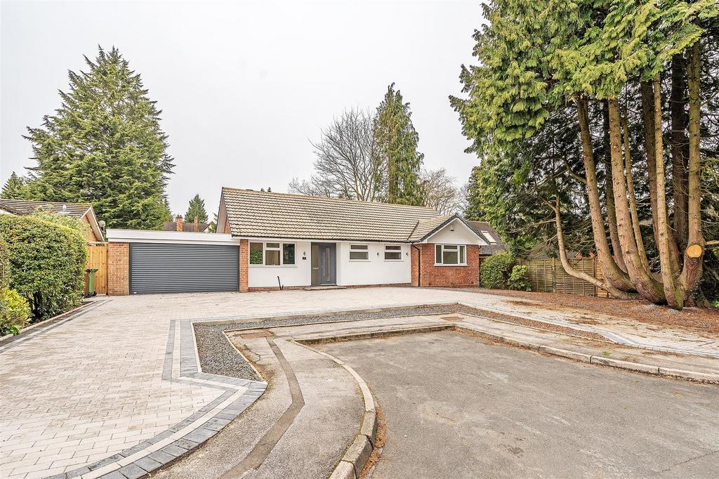 Beauchamp Road, Solihull 3 bed detached bungalow £700,000