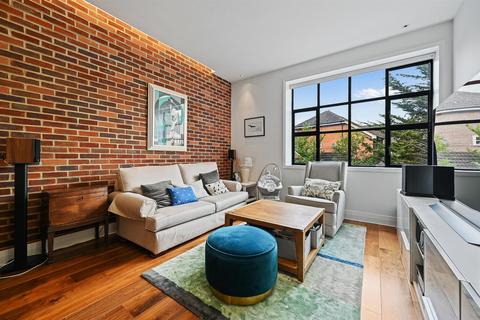 2 bedroom flat for sale - Grenville Place, London NW7