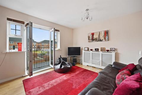7 Bampton Drive, London, NW7 2AY