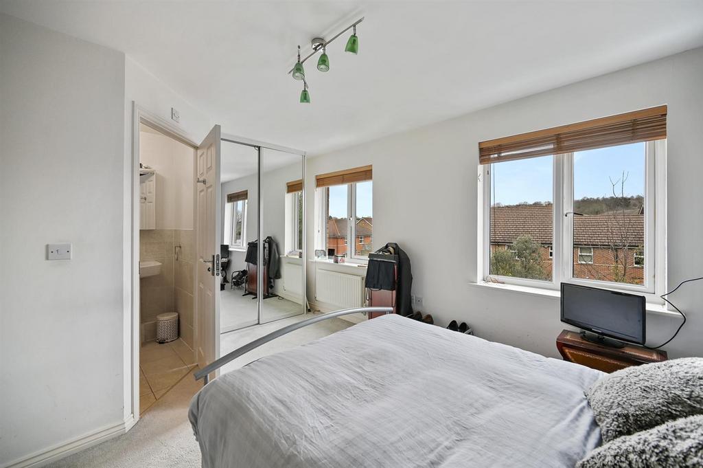 BCLR - 7 Bampton Drive - Bedroom 2 (4).jpg