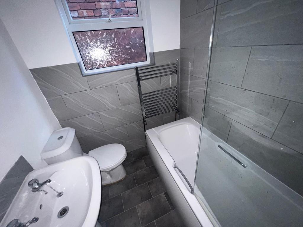 Bathroom 2023.jpg