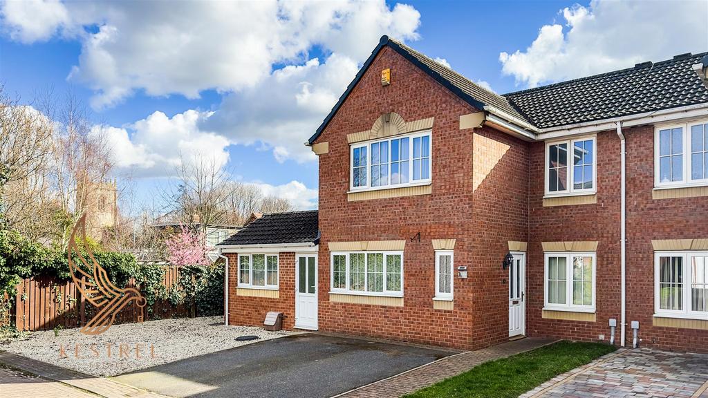 Park Farm Gardens, Pontefract WF9 3 bed semidetached house £225,000