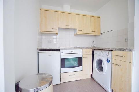 1 bedroom flat to rent, Dennington Park Road, London NW6