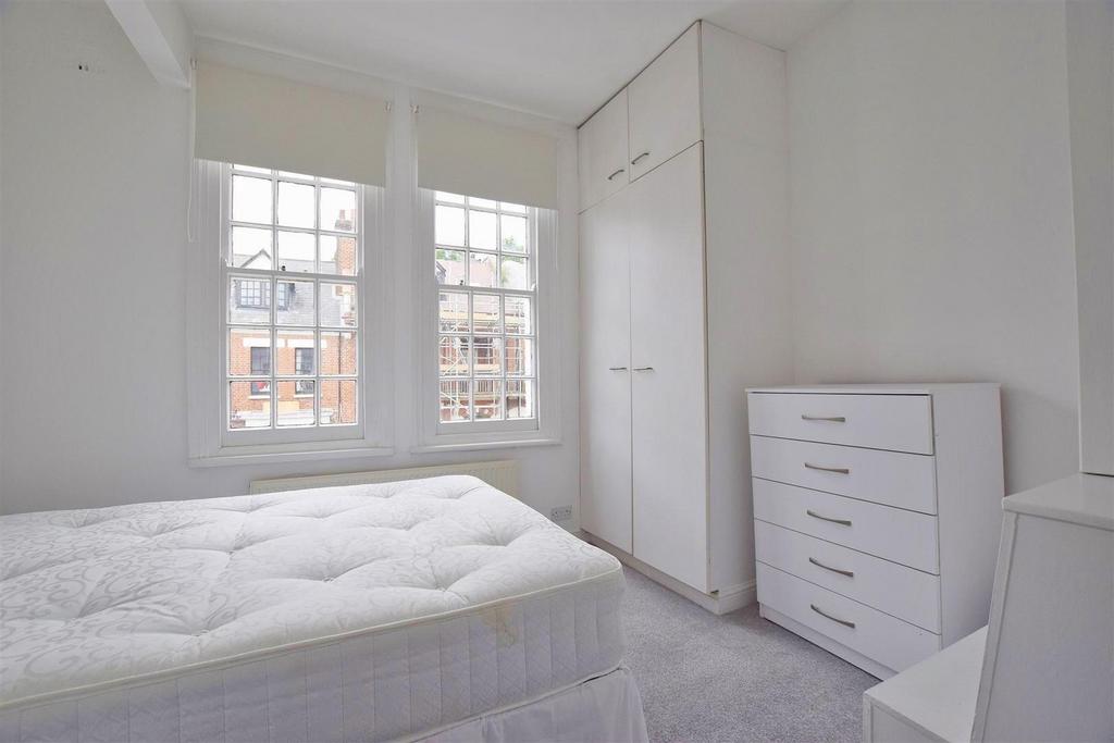 Bedroom in Pixio.jpg