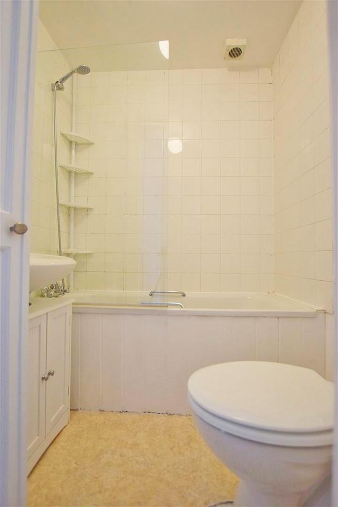 Bathroom in Pixio.jpg