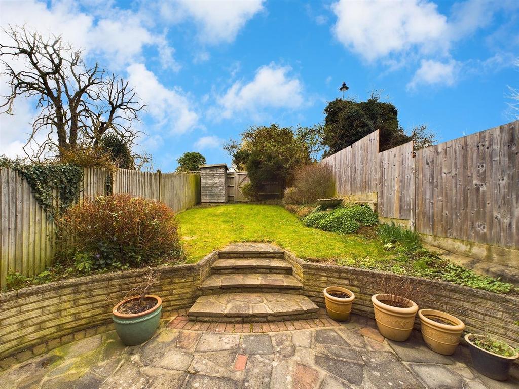 Boundary Way, Croydon, Surrey 3 bed terraced house for sale £450,000