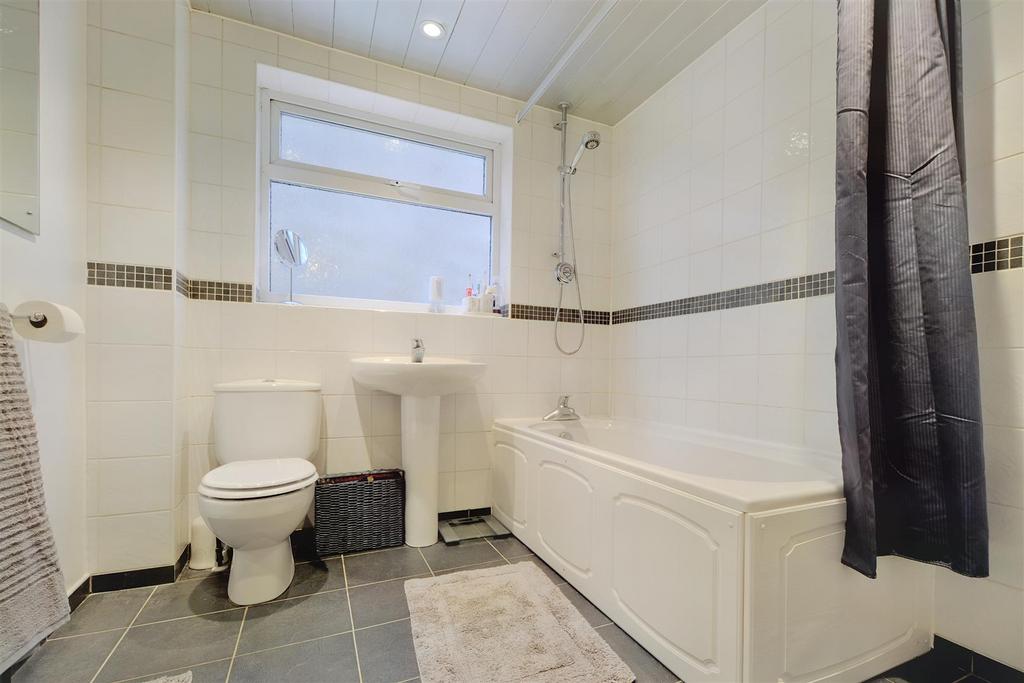 Bathroom.jpeg