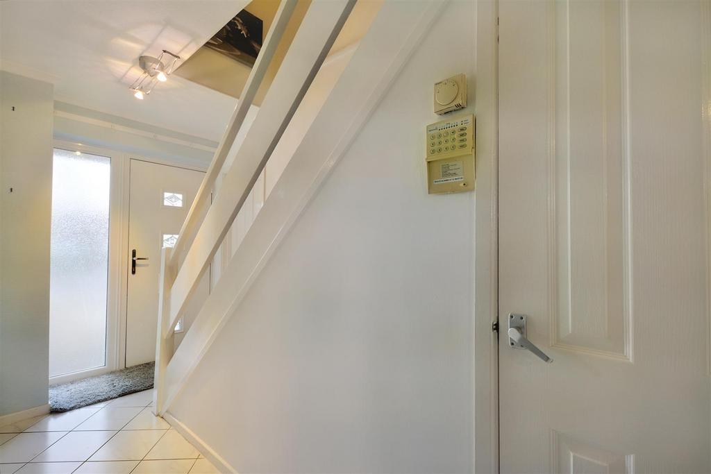 Hallway 2.jpeg