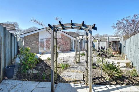 22 Haffenden Road, Tenterden, TN30 6QE