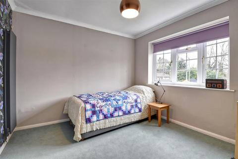 22 Haffenden Road, Tenterden, TN30 6QE