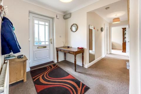4 Read Close, Penryn, TR10 8SE