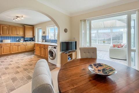 4 Read Close, Penryn, TR10 8SE