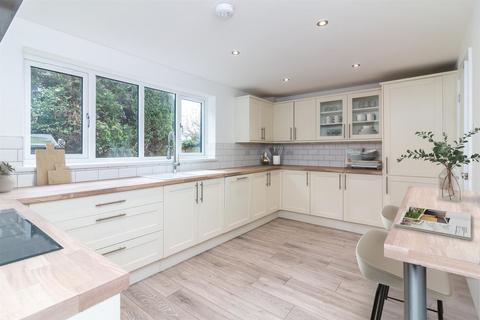 28 Flatts Lane, Calverton, Nottingham, NG14 6JZ
