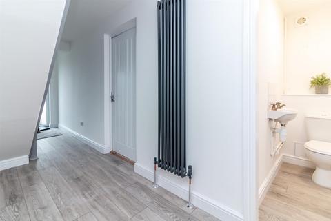 28 Flatts Lane, Calverton, Nottingham, NG14 6JZ