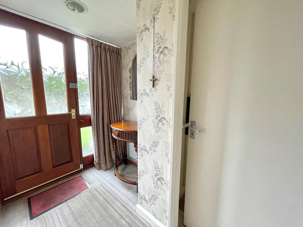 Barkfield Lane, Formby, Liverpool, L37 3 bed semidetached house for