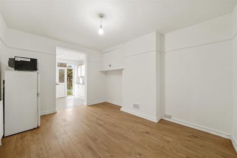 29 The Croft, Wembley, HA0 3EQ