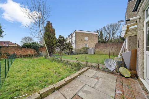 29 The Croft, Wembley, HA0 3EQ