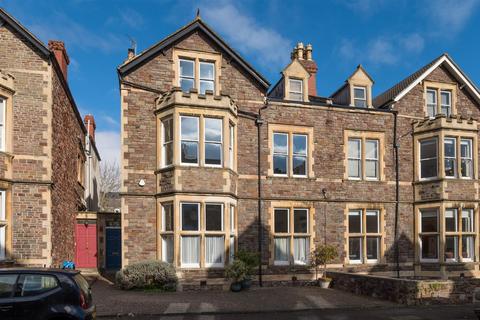 16 Mortimer Road, Clifton, Bristol, BS8 4EY