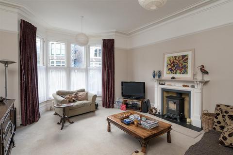 16 Mortimer Road, Clifton, Bristol, BS8 4EY