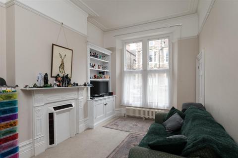 16 Mortimer Road, Clifton, Bristol, BS8 4EY