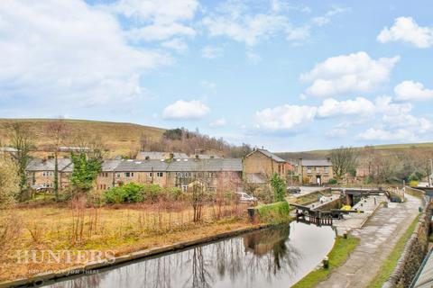 16 Lockside, Littleborough, OL15 0HX