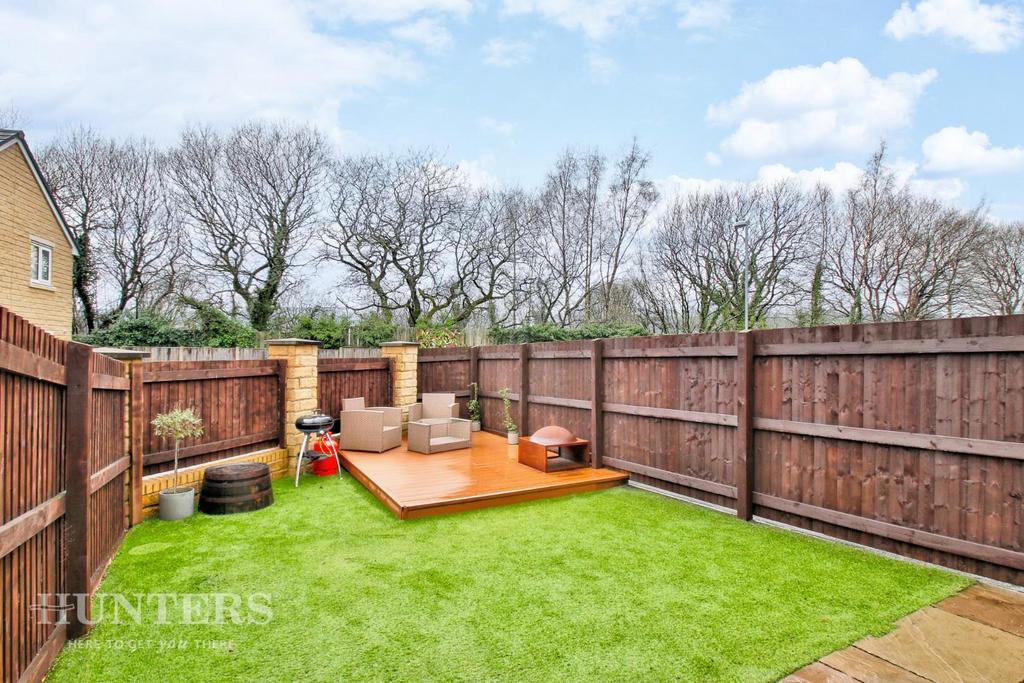 Gardens &amp; parking